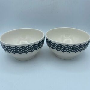 2 Pottery Barn Black & White Brazil Replacement Soup / Cereal Bowls abstract